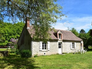 Außenseite Ferienhaus [Sommer]