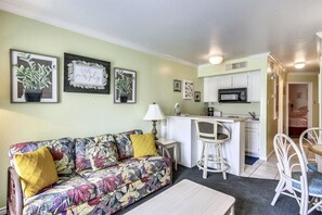 Every Seat is the Best Seat in the Living Room! - Whether you're watching TV or relaxing, the living room is a great place to be indoors and simply relax, catch up on your TV series and browse the web.