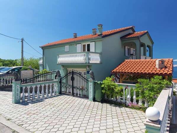 Extérieur maison de vacances [été]