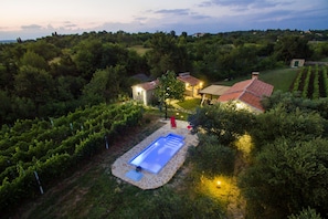 Piscine maison de vacances