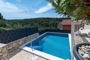 Holiday Home Swimming Pool