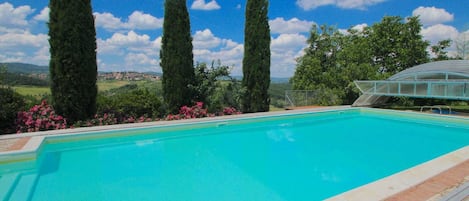 Piscine maison de vacances