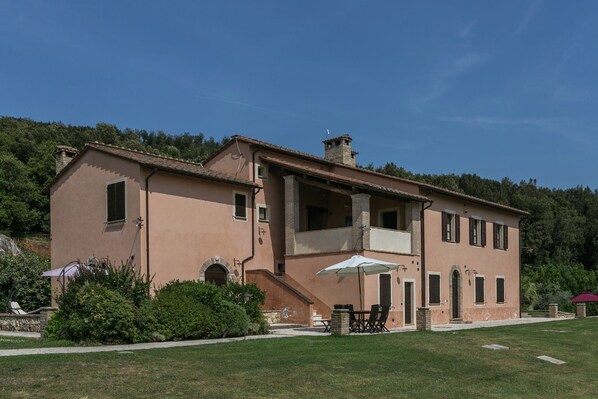 Holiday Home Exterior [summer]