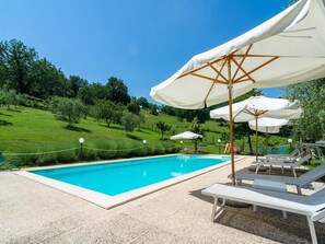 Holiday Home Swimming Pool