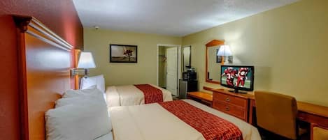 2 Double size beds; perfect for your vacation!
