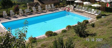 Schwimmbad des Ferienhauses