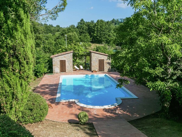 Holiday Home Swimming Pool