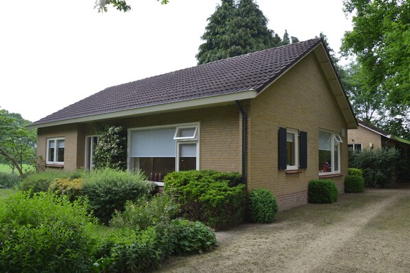 Extérieur maison de vacances [été]