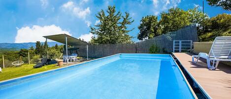 Piscine maison de vacances