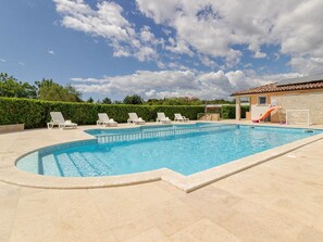 Piscine maison de vacances