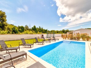 Holiday Home Swimming Pool