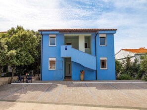 Außenseite Ferienhaus [Sommer]