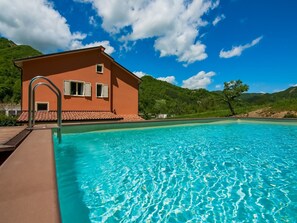 Holiday Home Swimming Pool