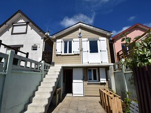Extérieur maison de vacances [été]
