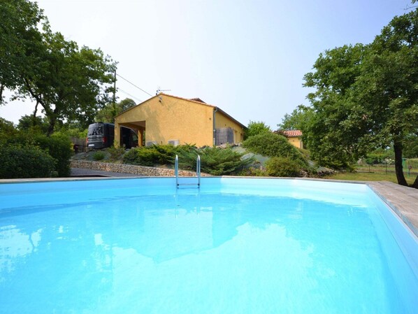 Holiday Home Swimming Pool