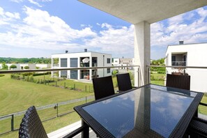 Terrasse / Balkon