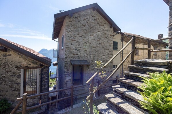 Extérieur maison de vacances [été]
