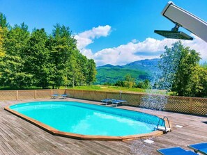 Schwimmbad des Ferienhauses