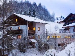 Holiday Home Exterior [winter]