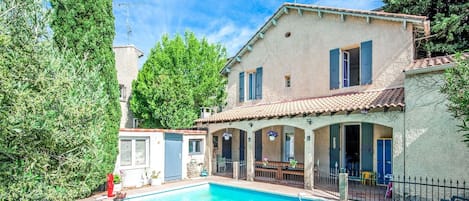 Holiday Home Swimming Pool