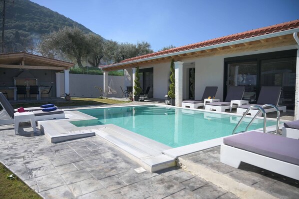 Holiday Home Swimming Pool