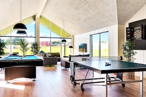 Spielezimmer
