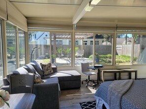 Excellent Reviews! Private suite with private yard, pergola, & grill.  Room darkening blinds provide added insulation and complete privacy. Minisplit air removes all humidity.