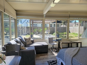 Excellent Reviews! Private suite with private yard, pergola, & grill.  Room darkening blinds provide added insulation and complete privacy. Minisplit air removes all humidity.