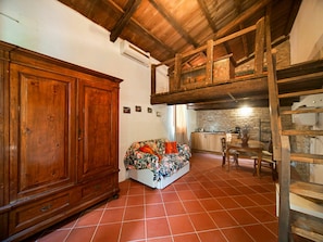 Meubles, Cabinetry, Bâtiment, Bois, Design Intérieur, Sol, Sol, Salle, Maison, Salon