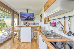 Kitchen and dining area