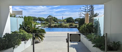 Kirrasurf pool 