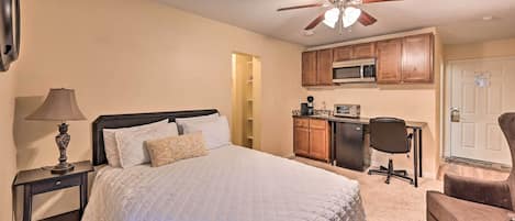 Greenwood Village Vacation Rental | Studio | 1BA | 273 Sq Ft | Step-Free Access