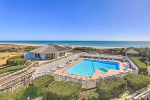 Community Amenities | Outdoor Pool | Ocean Views