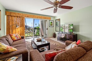 Relax on the sofa with the sliding door open and enjoy the Maui trade winds.