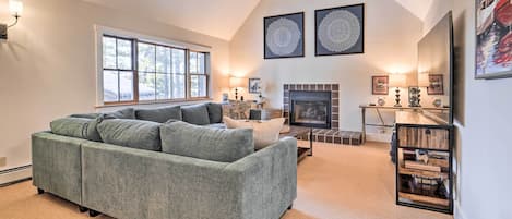 Truckee Vacation Rental | 2BR | 2BA | 1,500 Sq Ft | Stairs Required