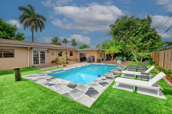 Pool