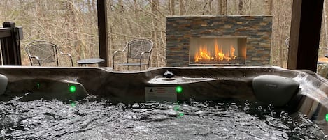 Hot Tub & Gas Fireplace on Terrace Level Patio