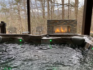 Hot Tub & Gas Fireplace on Terrace Level Patio
