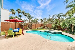 Enjoy the heated pool and the SPI sun