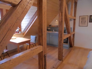 Ferienwohnung "Von Eschwege" (40 qm)-Sitzbereich - Küche