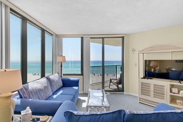 Living room with an incredible view