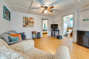 Living Room | Linens Provided | Another Vacation Rental On-Site