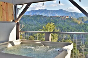 Mt LeConte from the hot tub at High Point