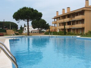 Apt Riells Blau D302 L'Escala (2)