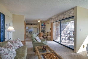 The space is flooded with natural light, and has comfy, overstuffed furniture that you'll love to sink into after a long day of exploring!