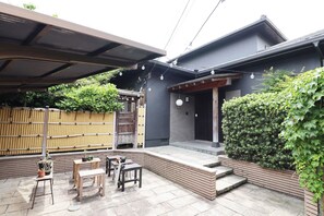 One group per day. A hidden inn in Fukuoka