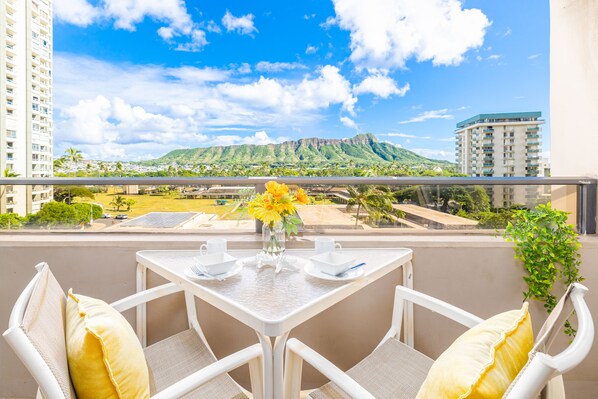 Great Diamond Head views from your balcony.