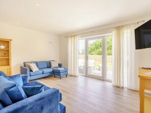 Living area | Seven - Ivy Farm, Lytham