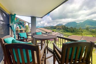 Resort condo with majestic mountain/bay view, lanai, W/D, pools & tennis courts