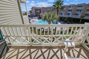 Ready. Set. Relax. - Your vacation starts the minute you step inside Victorian 3206. Enjoy!